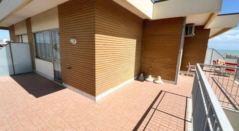 2 Attico vista mare — photo 4