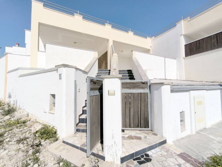 Vacation home with patio | Sea view — photo 2