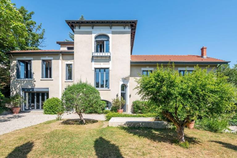 Villa Lyon