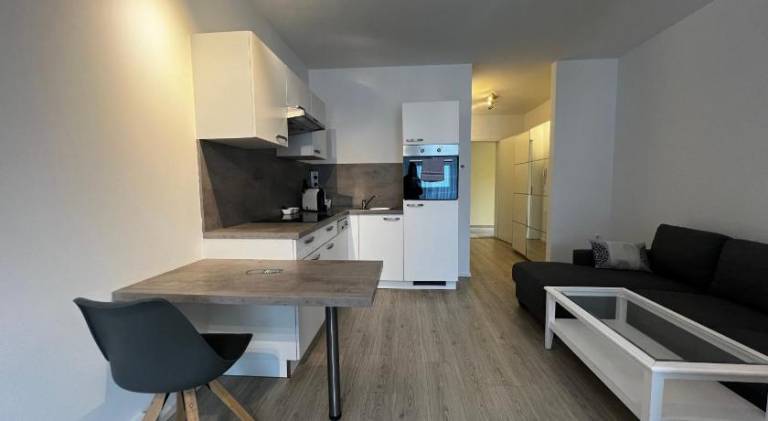 Blue Riverside Apartments — photo 5