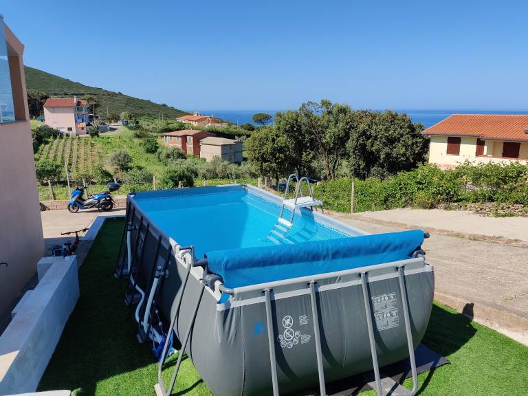 Fully equipped lovely vacation home with terrace & yard | Dogs allowed — photo 5
