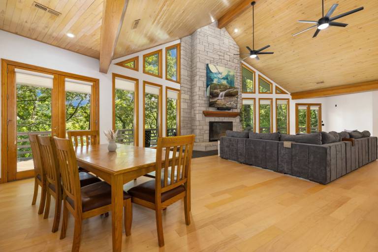 Vacation home with pool & sauna — photo 3