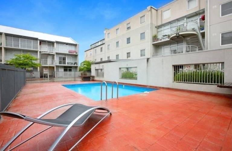 Apartment  Northcote