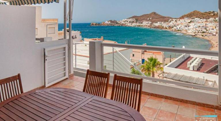 Holiday apartment with terrace | Next to the beach | Pets are welcome — photo 3