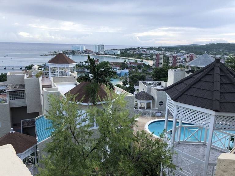 House Ocho Rios