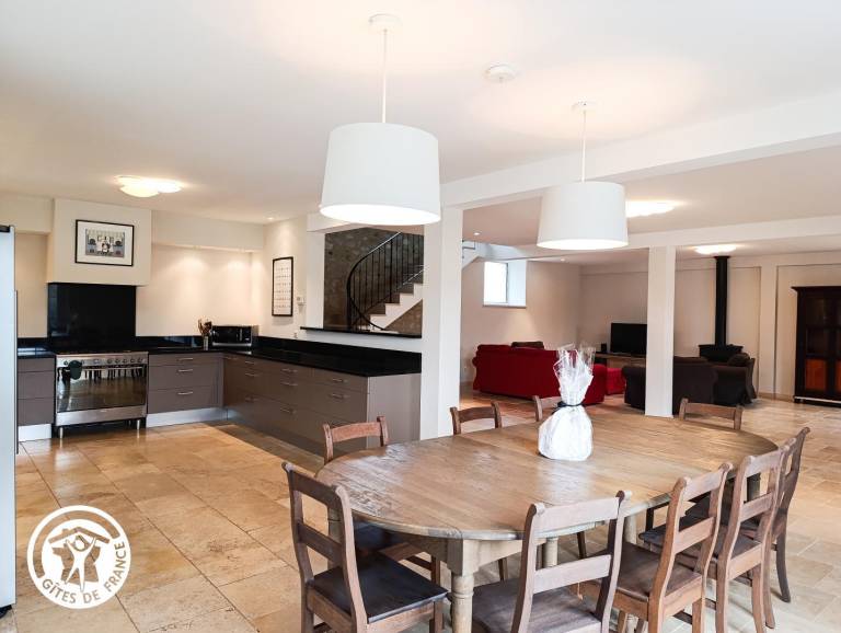Gite with private pool, patio & barbeque — photo 4