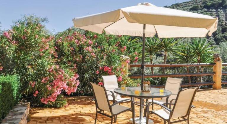 Charming Villa in Montefrio with Private Pool — photo 5