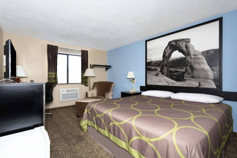 Motel  Logan