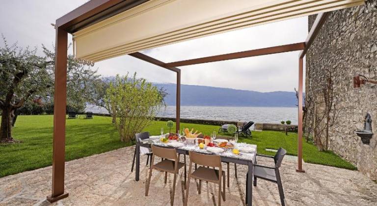 Villa Victoria: Luxury waterfront villa with splendid views — photo 5