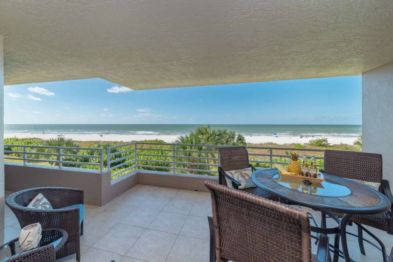 Condo  Marco Island