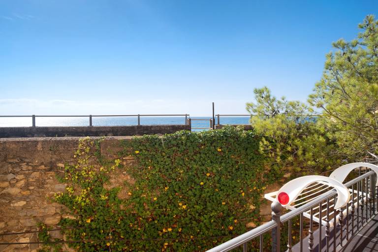 Apartment | Sea view | Close to the beach | Pet-friendly — photo 5