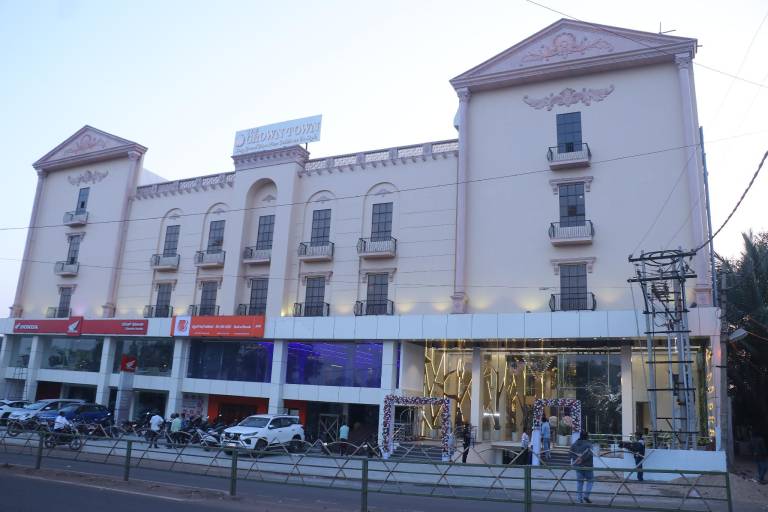 Hotel The Crown Town