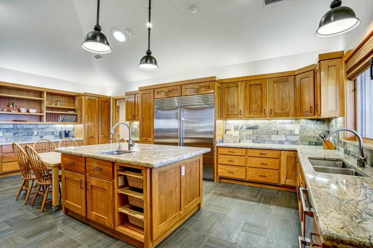 'Post Oak Estate' w/ Pool & Spa on 16 Acres — photo 5