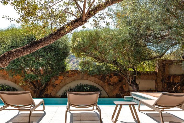 Children-friendly villa with terrace, garden & private pool | Pets are welcome — photo 3