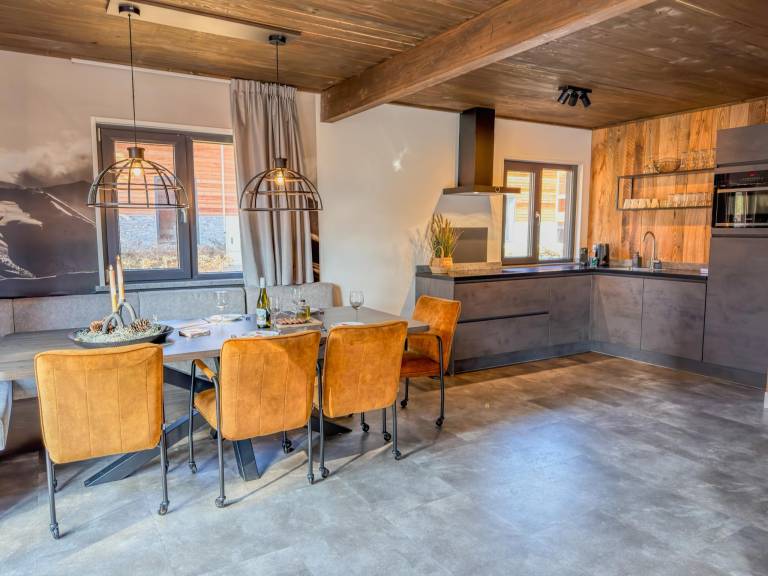 Chalet with patio & sauna — photo 5