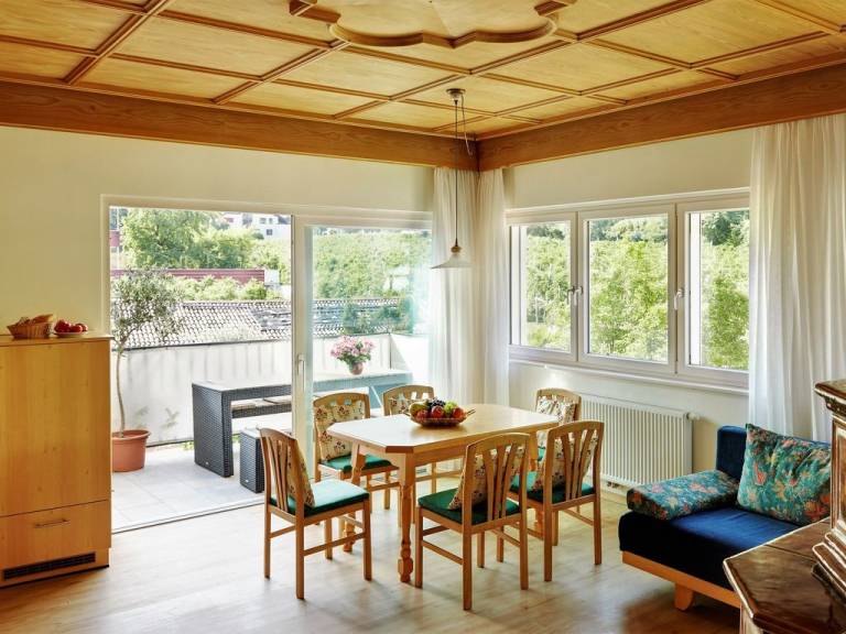Ferienwohnung in Nals für max. 5 Gäste Ferienwohnung in Nals für max. 5 Gäste