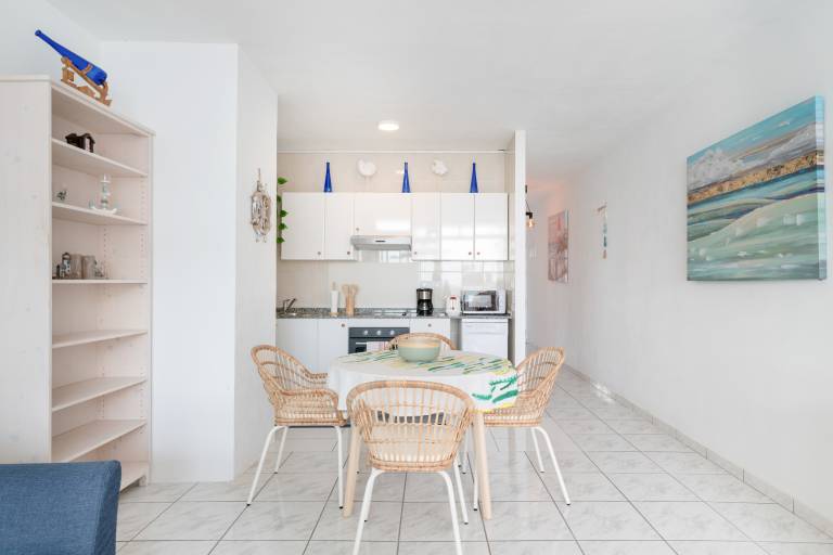 Vacation Apartment 'Vistamar' with Sea View and Wi-Fi — photo 5