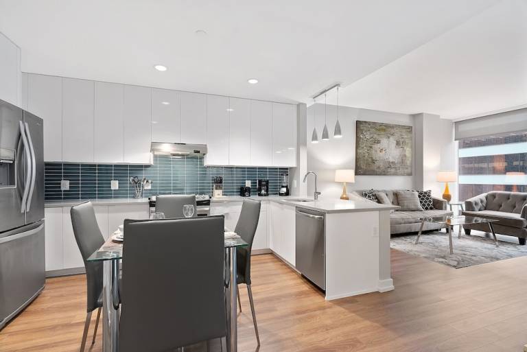 Apartment Center City West