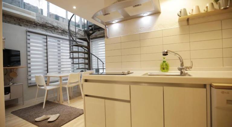 HAN HOUSE Hongdae-st 1min 4br 4bath Rooftop — photo 4