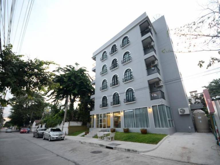 Apartment mit Hotelservice Khlong Chaokhunsing