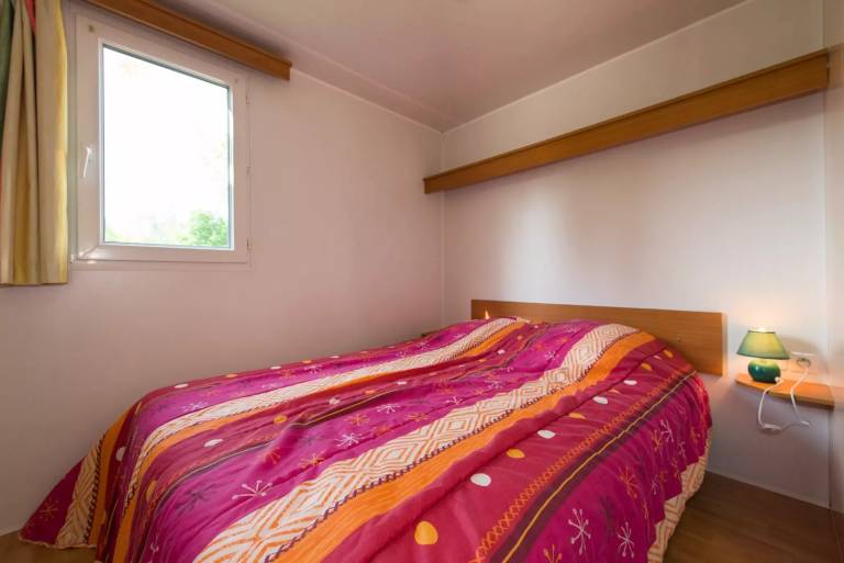 Camping de l'Etang Sites and Landscapes - Cottage Classique Louet 2 bedrooms 4 people — photo 4