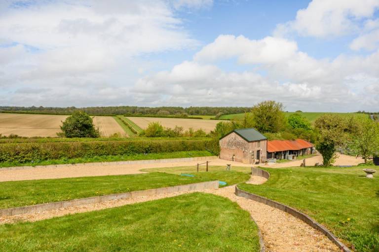 2 Bed in Blandford Forum oc 90161