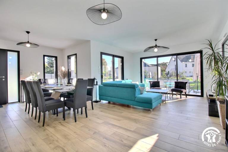 Gite with terrace, BBQ & yard | Pet-friendly — photo 3