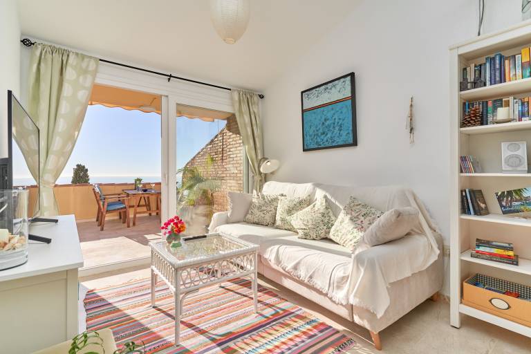 Vacation Home "Ático Capela Vistas Al Mar" with Sea View, Shared Pool & Wi-Fi — photo 4