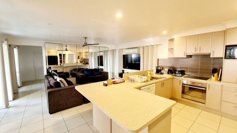 House Russell Island