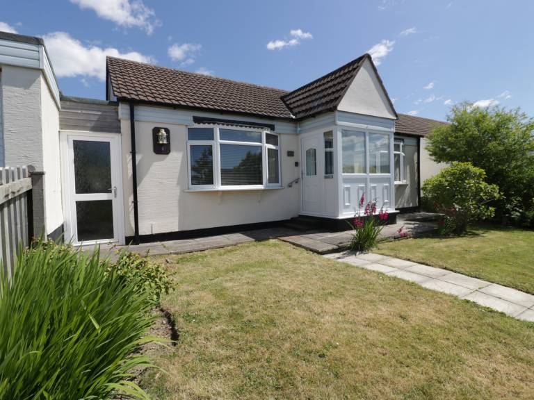 Family-friendly pleasant cottage with garden | Pet-friendly — photo 2