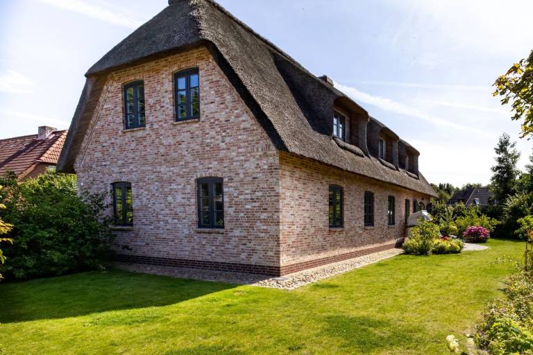 Reetdachhaus "Krabbenhuus"- Erleben Sie Luxus und Komfort für 8 Personen mit Sauna — photo 4