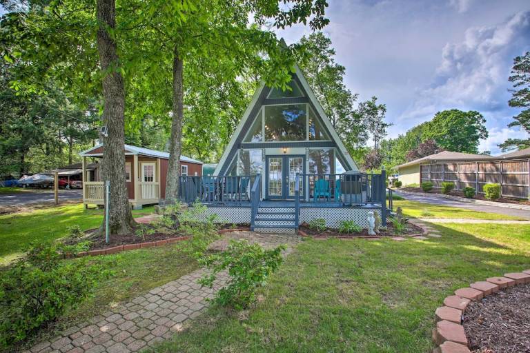 Cabin Lake Hamilton
