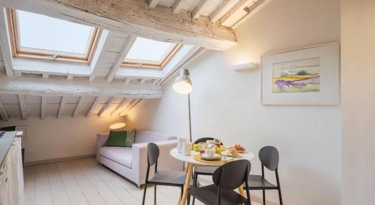 Apartment | Next to Lucca Cathedral — photo 2