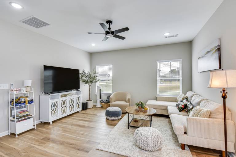 Family Getaway Near Lake Hartwell + Tugaloo Trails in Lavonia, GA