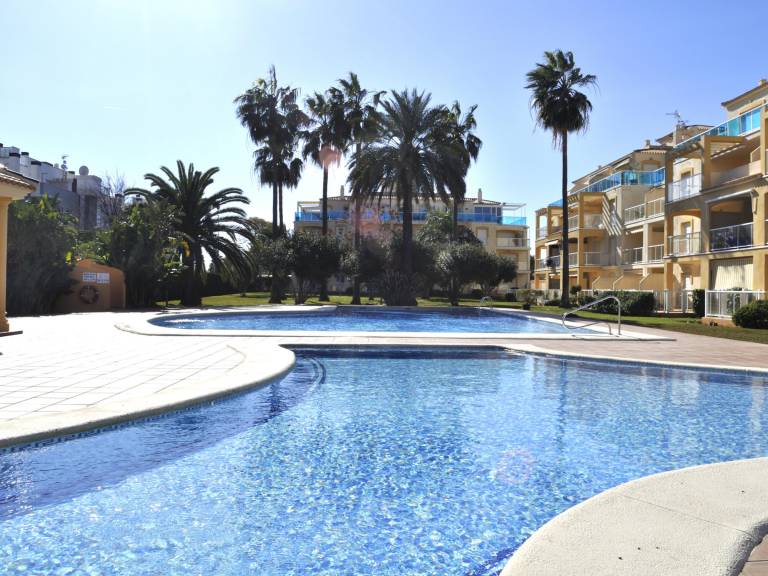 Apartment with garden & pool | Next to the beach | Pet-friendly — photo 4