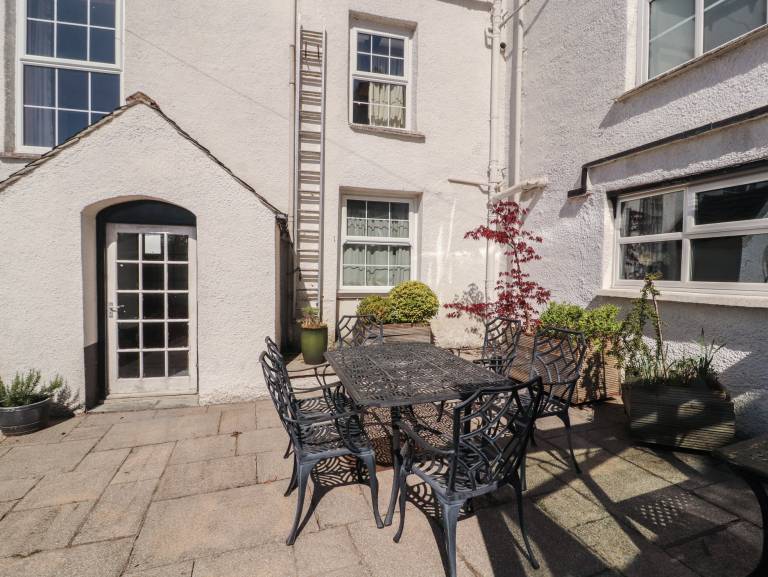 Cottage with yard in Ambleside