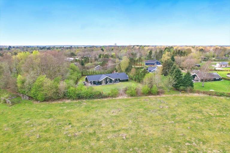Fully equipped lovely house with BBQ, sauna & hot tub | Pets allowed — photo 5