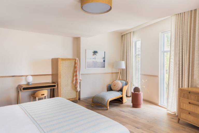 Junior King Suite