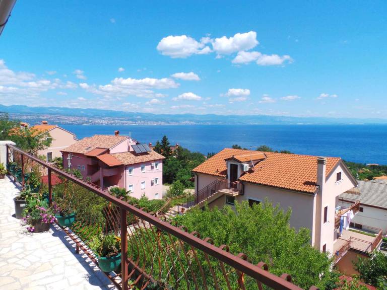 Holiday apartment with gorgeous sea view — photo 2