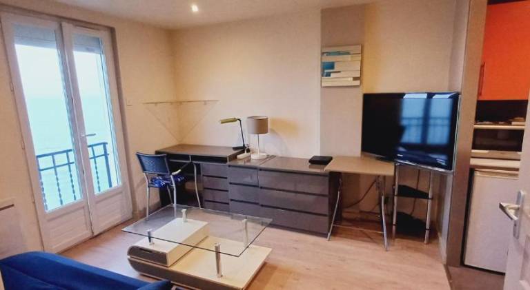 Apartment with 1 room for 4 persons — photo 2