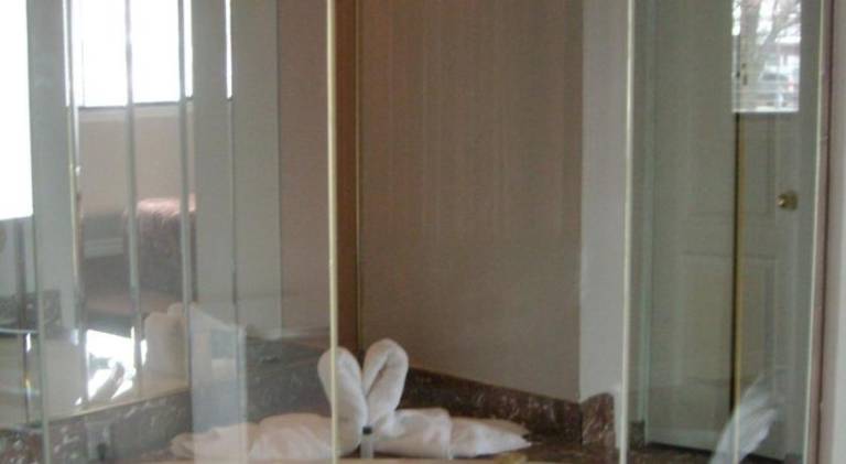 Grand Motel Saint-Hubert — photo 4