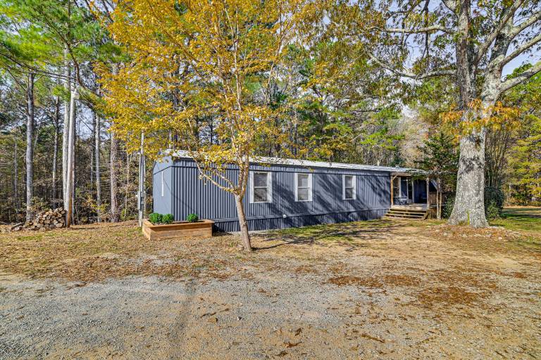 Countryside Home w/ Pond & Pasture Views in Iuka! — photo 5