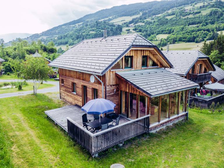 Nice chalet with garden, sauna & terrace | Pets are welcome in Sankt Lorenz