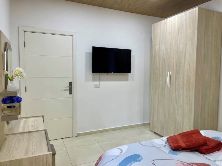 Apartment Kfar Aabida