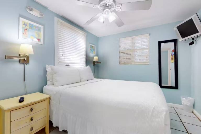 Apartment | Near Southernmost Point — photo 5