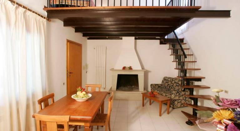 Appartamenti in Villa e Casali a Giannella — photo 3
