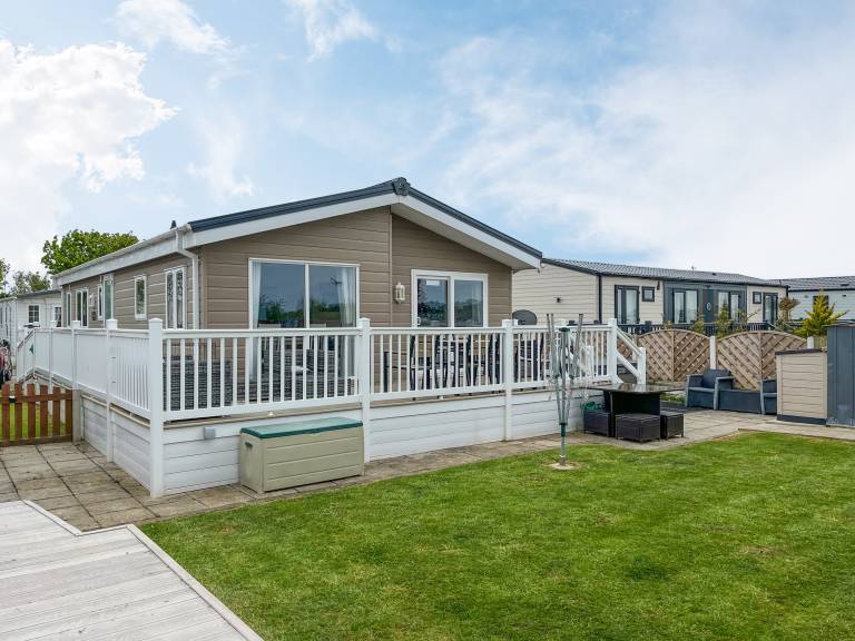 Cottage Grimsby