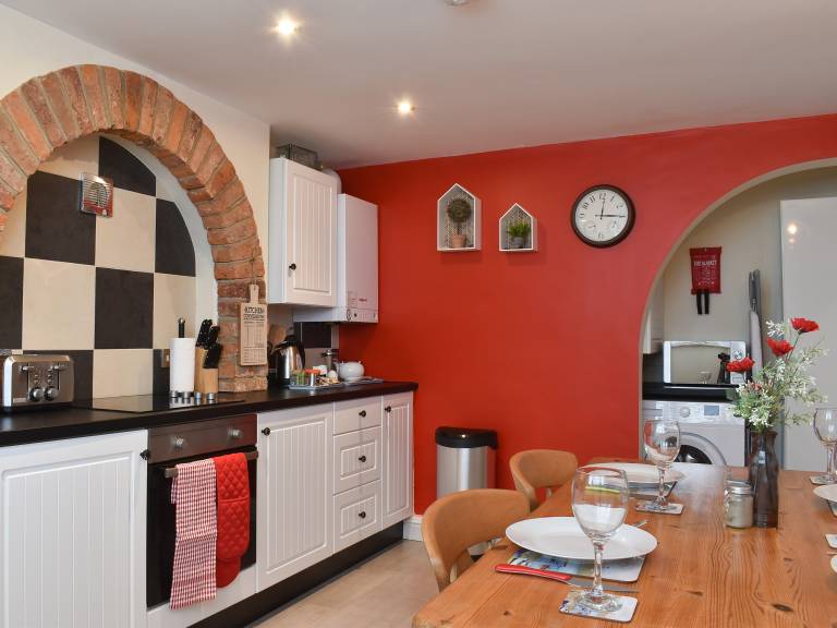 Cottage with garden | River view — photo 4