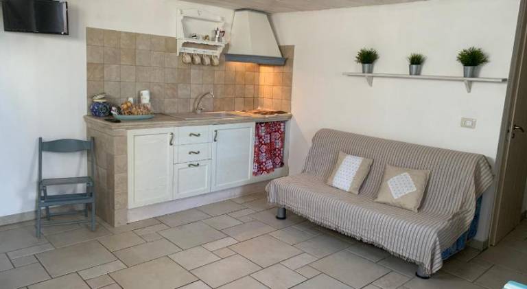 Lovely rental apartment with yard | Pets are welcome — photo 4