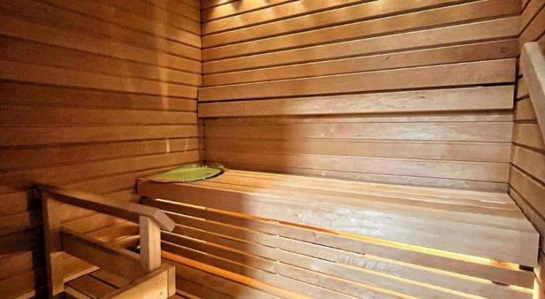 Modern One bedroom with Sauna — photo 3